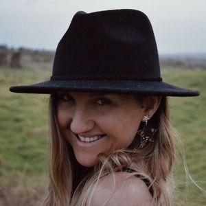 Meet your Posher, Colby